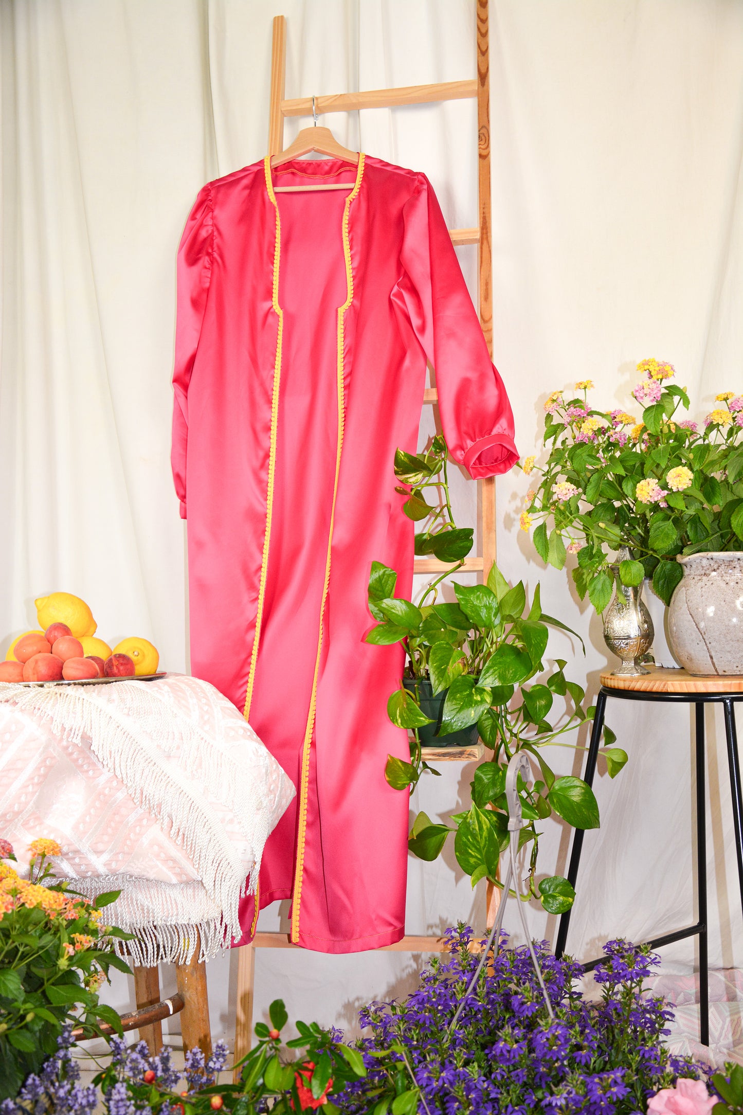 The WARDA caftan
